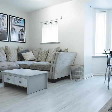 Sunderland City Centre Cosy 2 Bed Apartment 외부 사진